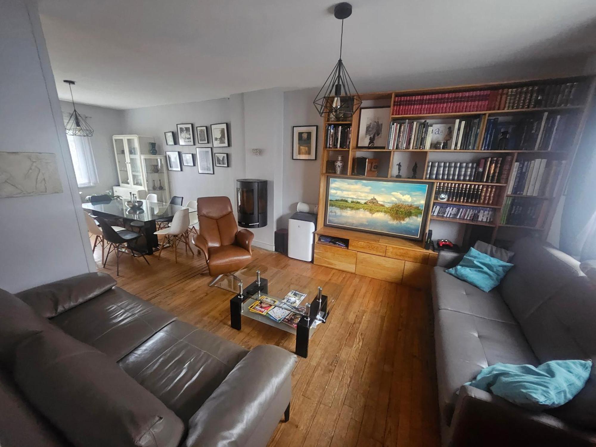 Maison Spacieuse Avec Jardin Et Salle De Sport 쎙브히육 외부 사진